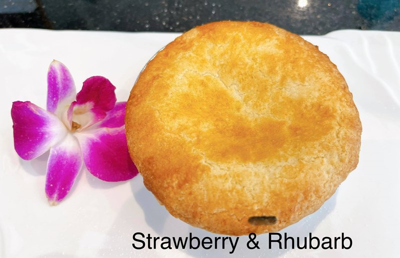 STRAWBERRY & RHUBAEB  PIE